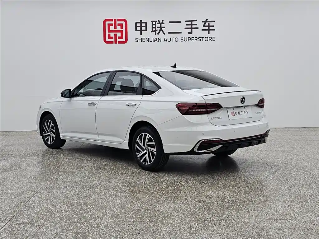 Lavida 300 TSI DSG Starry Sky Leading