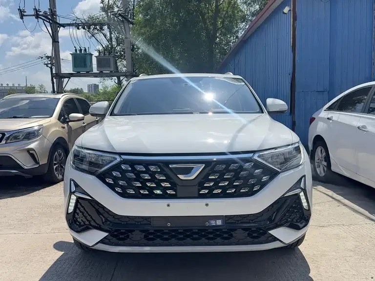 Jetta VS5 280 TSI Auto Progressive