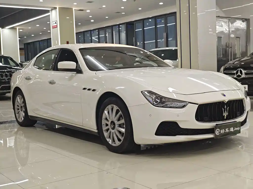 Ghibli 3.0 T Standard