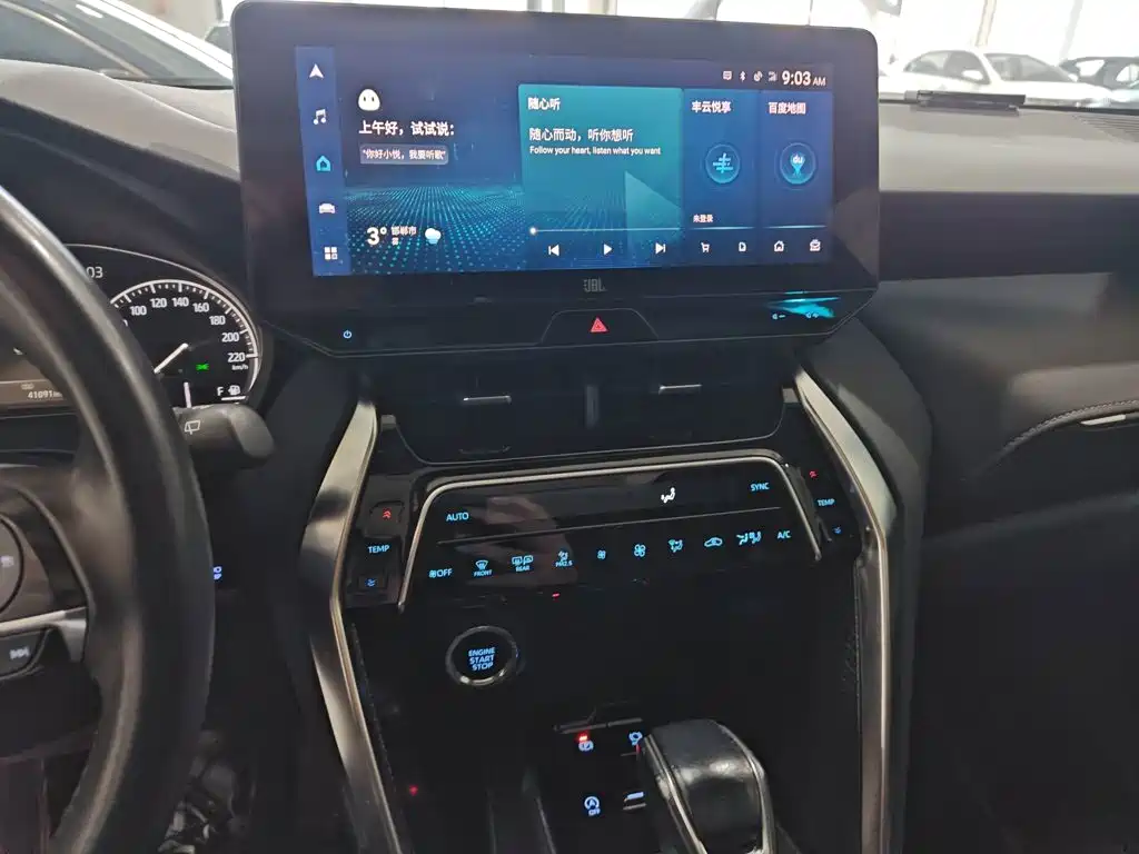 Venza 2.0 L CVT 2 WD Distinguished