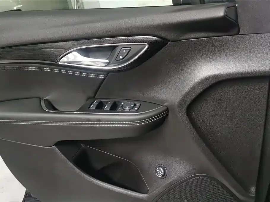 Envision Plus Envision Plus 652 T 5-seat Luxury