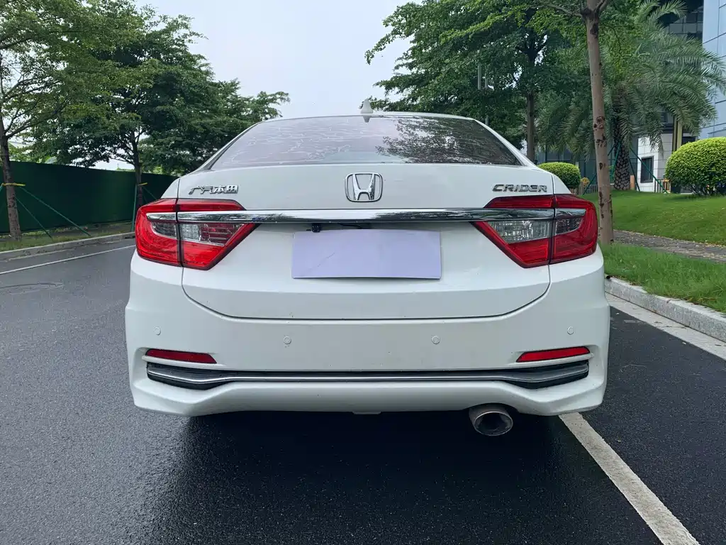 Crider 1.8 L CVT Comfort Special