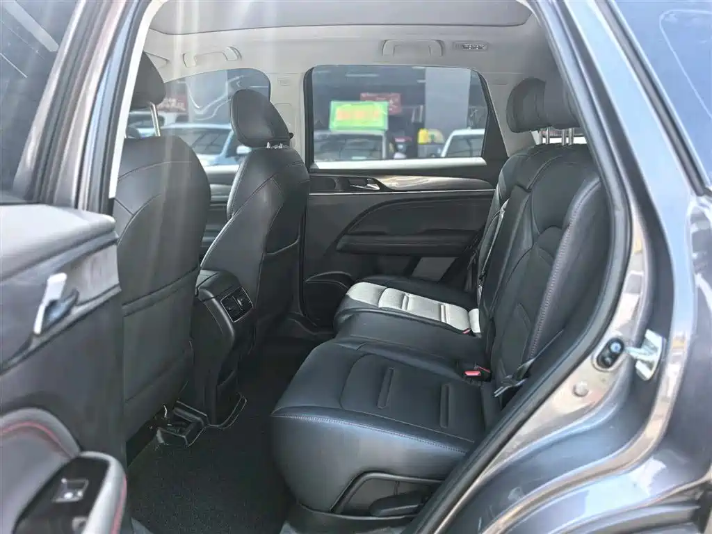 Trumpchi GS4 PLUS 270 T Auto Starry