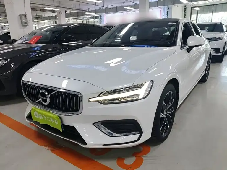 Volvo S60 T4 Smart Ease Luxury