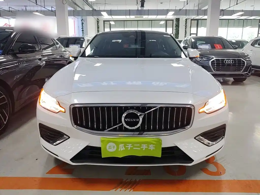 Volvo S60 T4 Smart Ease Luxury