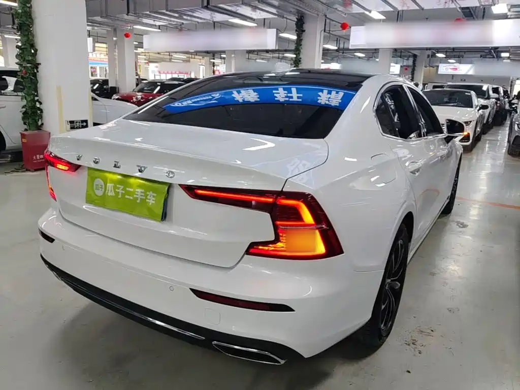 Volvo S60 T4 Smart Ease Luxury