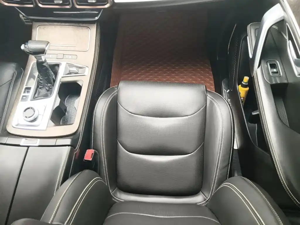 Jetour X70 PLUS 1.6 T DCT Star 7-seat