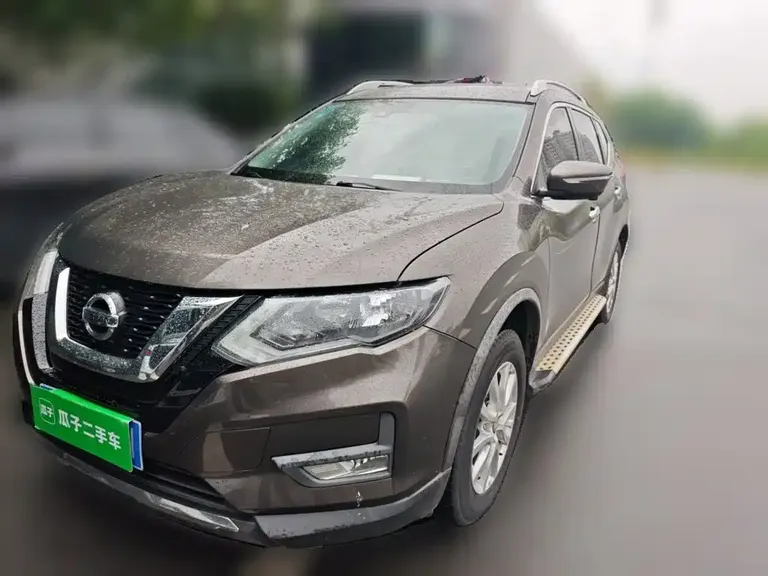 Nissan X-Trail 2.0 L CVT Connected Comfort 2 WD