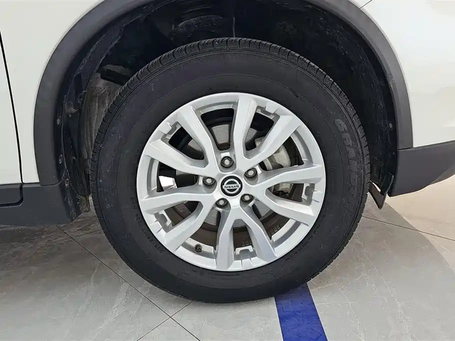 X-Trail 2.0 L CVT 2 WD XL Premium Connected Premium