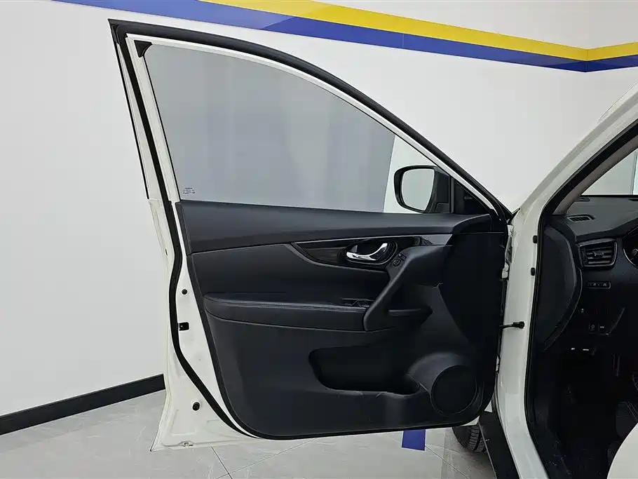 X-Trail 2.0 L CVT 2 WD XL Premium Connected Premium