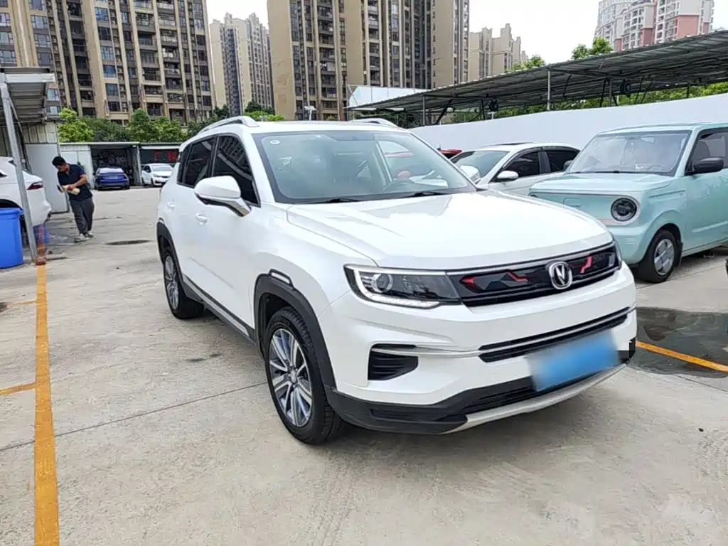 Changan CS35 PLUS 1.4 T DCT Connected Blue Whale