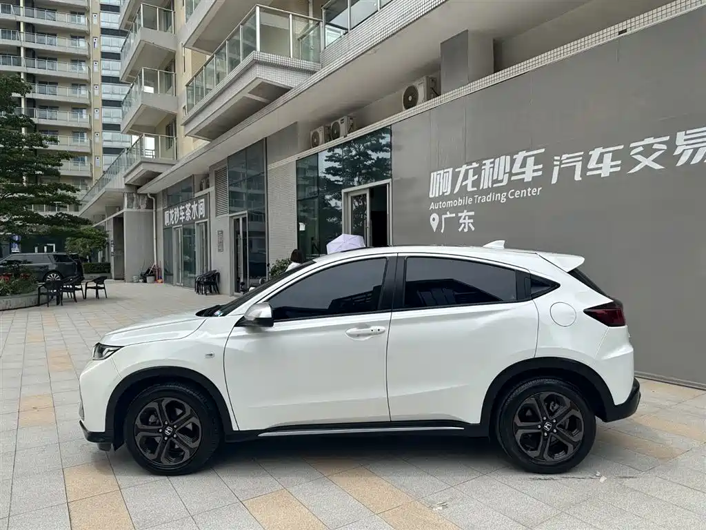 Honda XR-V 220 TURBO CVT Luxury