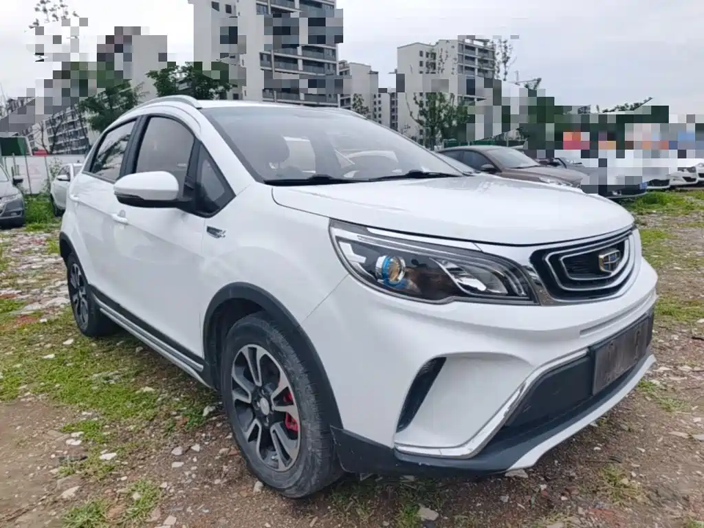 Vision X3 1.5 L Auto Distinguished