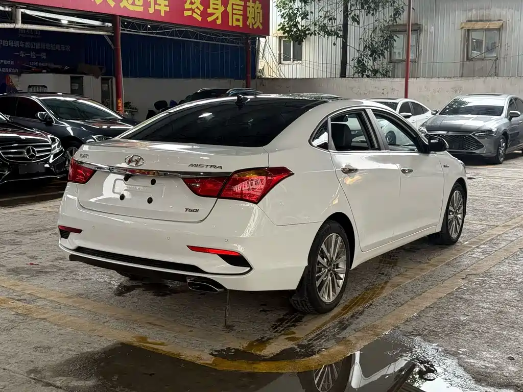 Mistra 1.6 T Auto Intelligent GLS CN-V