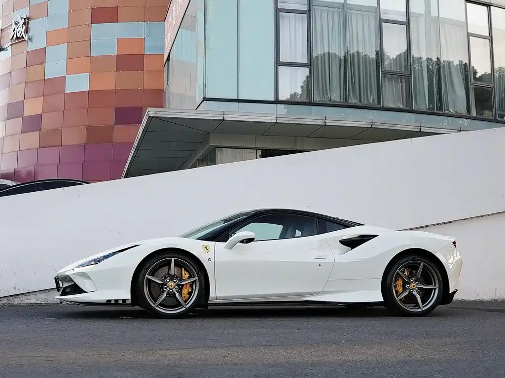 Ferrari F8 Tributo 3.9 T V8