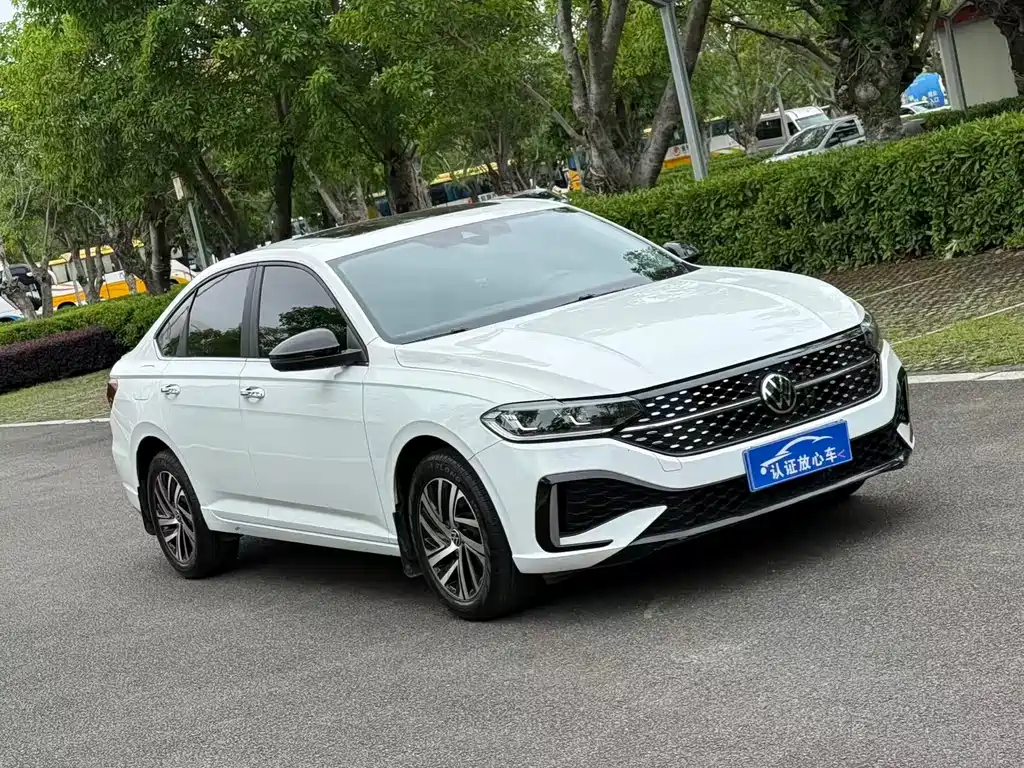 Lavida 300 TSI DSG Starry Sky Manyi