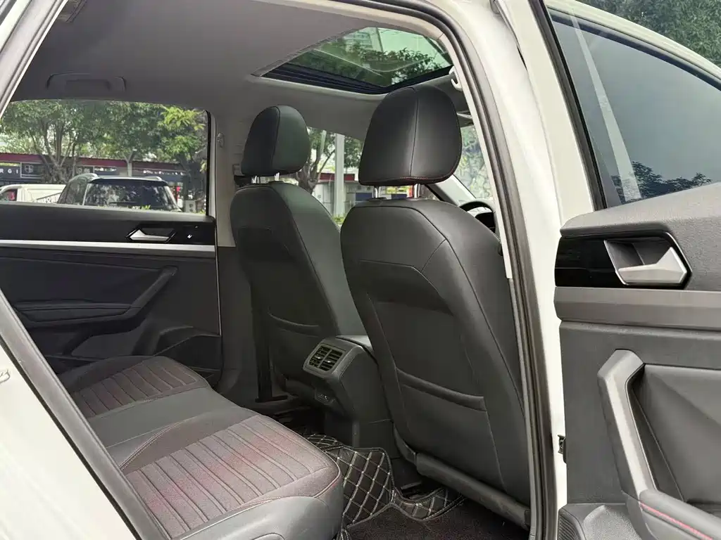 Lavida 300 TSI DSG Starry Sky Manyi