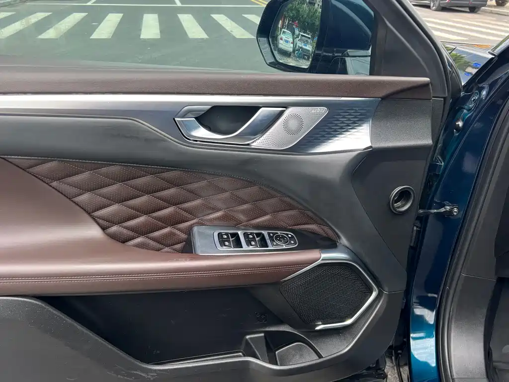 WEY Mocha 2.0 T 2 WD Pure