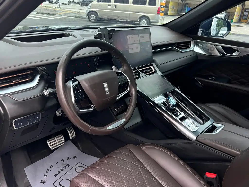 WEY Mocha 2.0 T 2 WD Pure