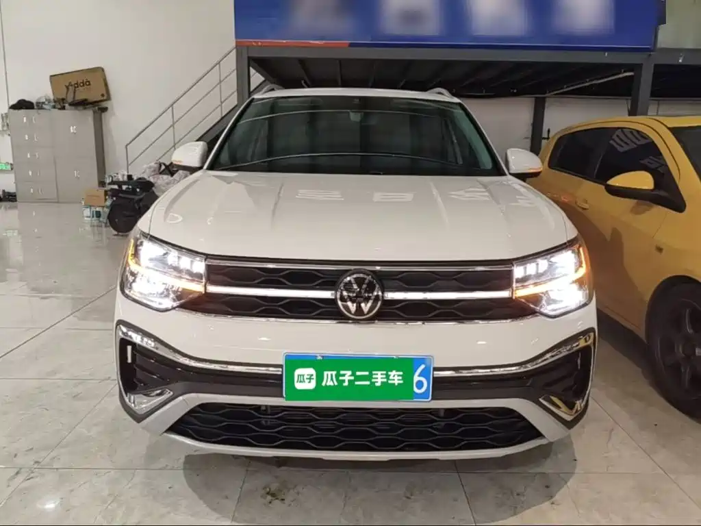 Tharu 300 TSI 2 WD Full Moon