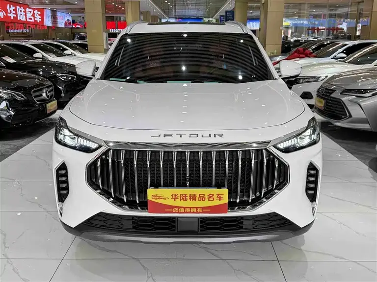 Jetour X70 PLUS 1.5 T DCT Brave PLUS 7-seat