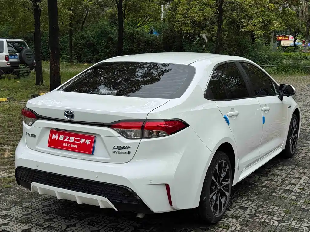 Levin Dual Engine 1.8 H E-CVT Sport