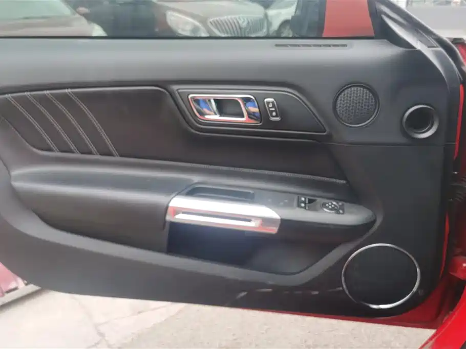 Mustang 2.3 T Performance