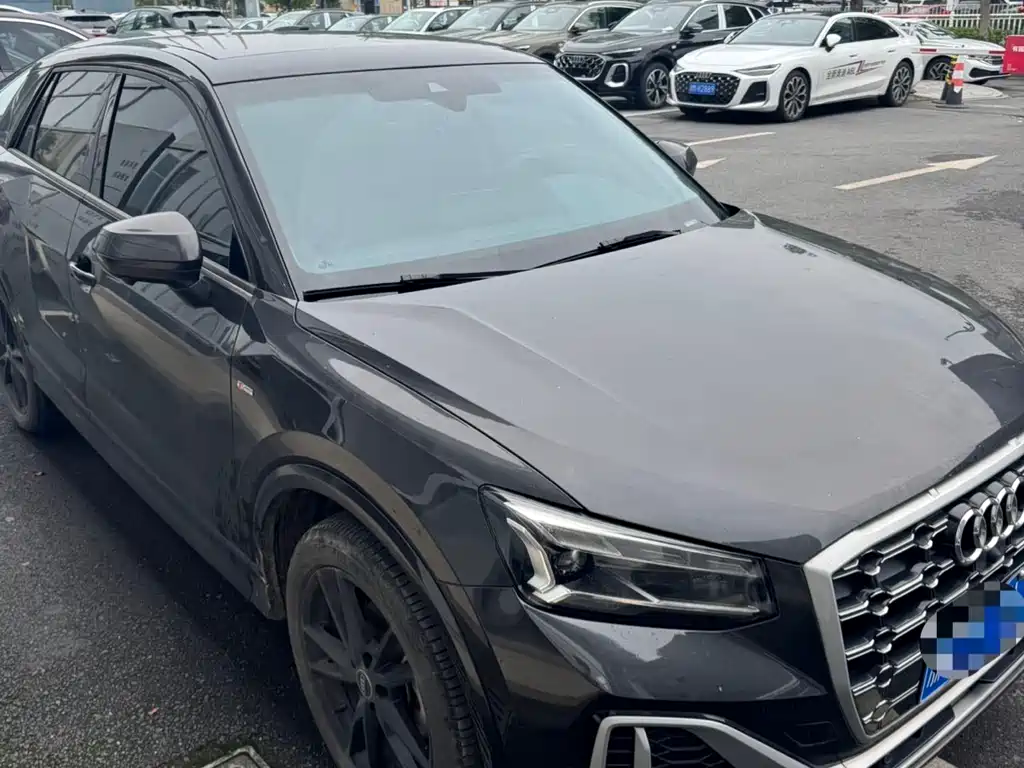 Audi Q2 L 35 TFSI Fashion Dynamic
