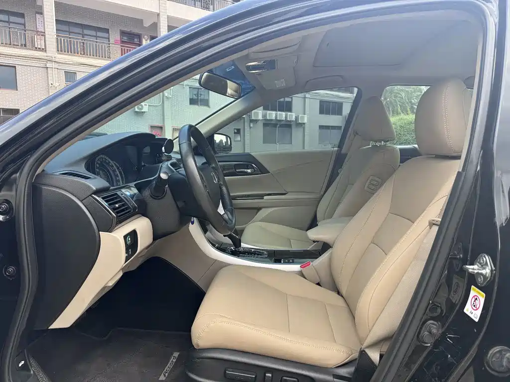 Accord 雅阁 2014款 2.4 L LX 舒适版