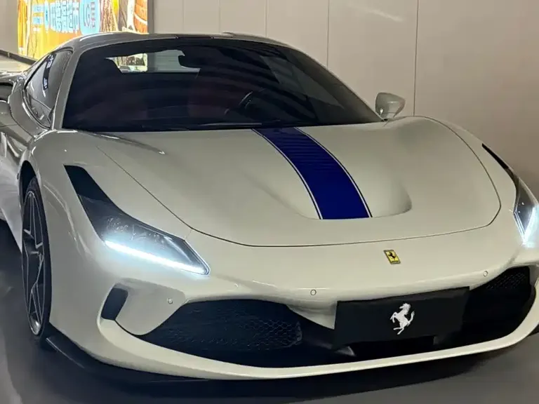 Ferrari F8 Spider 3.9 T V8