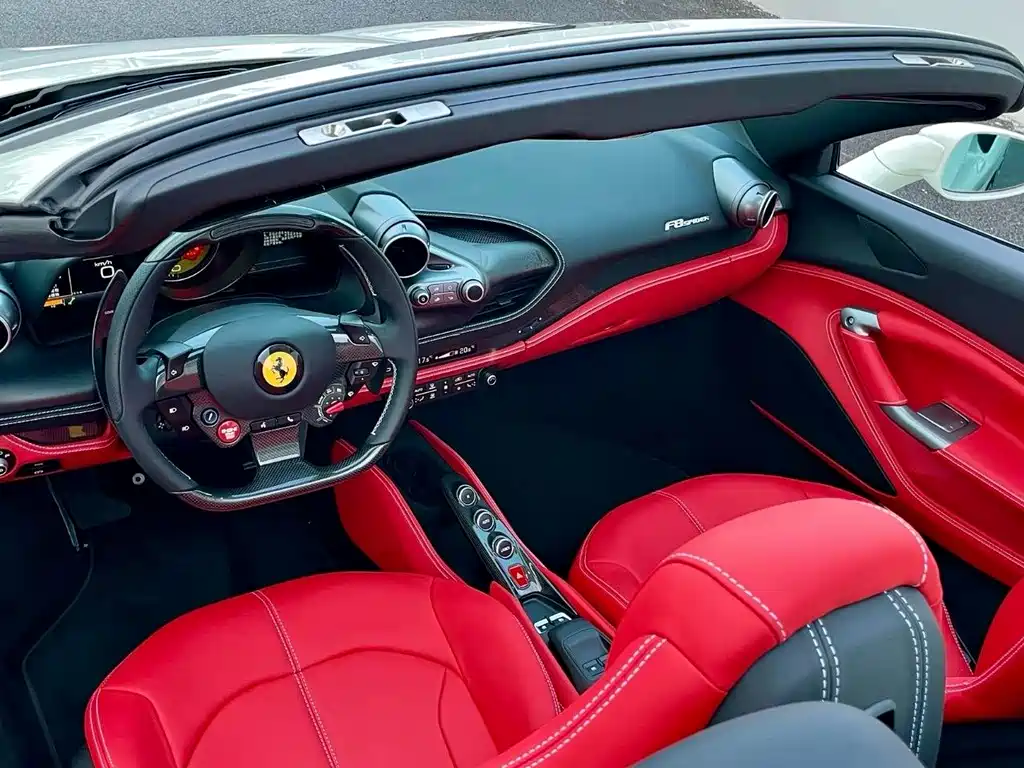 Ferrari F8 Spider 3.9 T V8