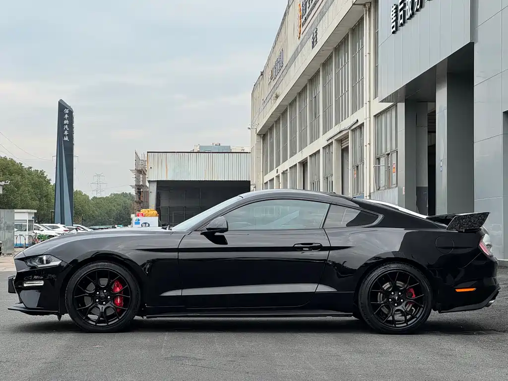 Mustang 2.3 L EcoBoost