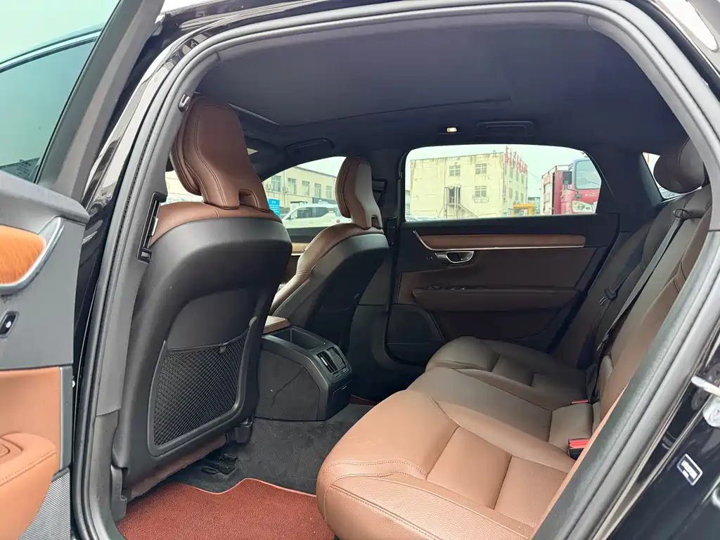 Volvo S90 B5 Smart Ease Luxury