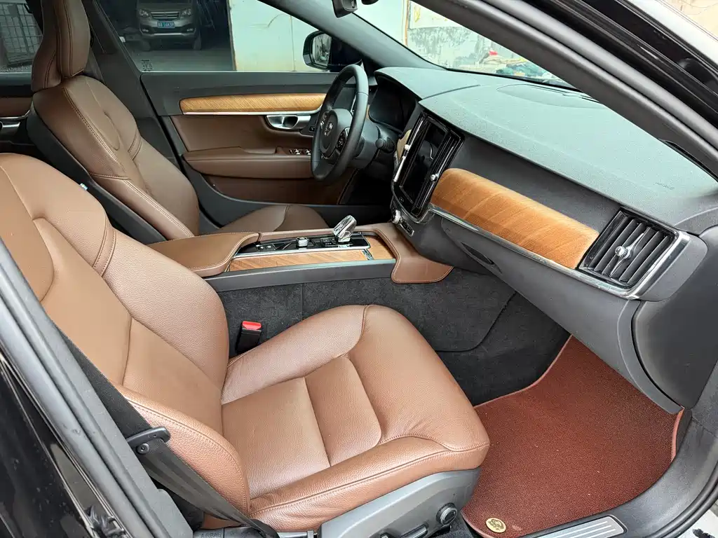 Volvo S90 B5 Smart Ease Luxury