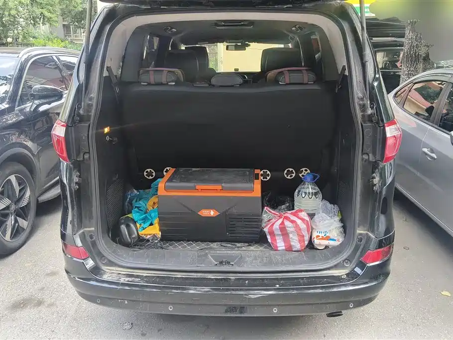 Huasong 7 2.0 T Auto Comfort