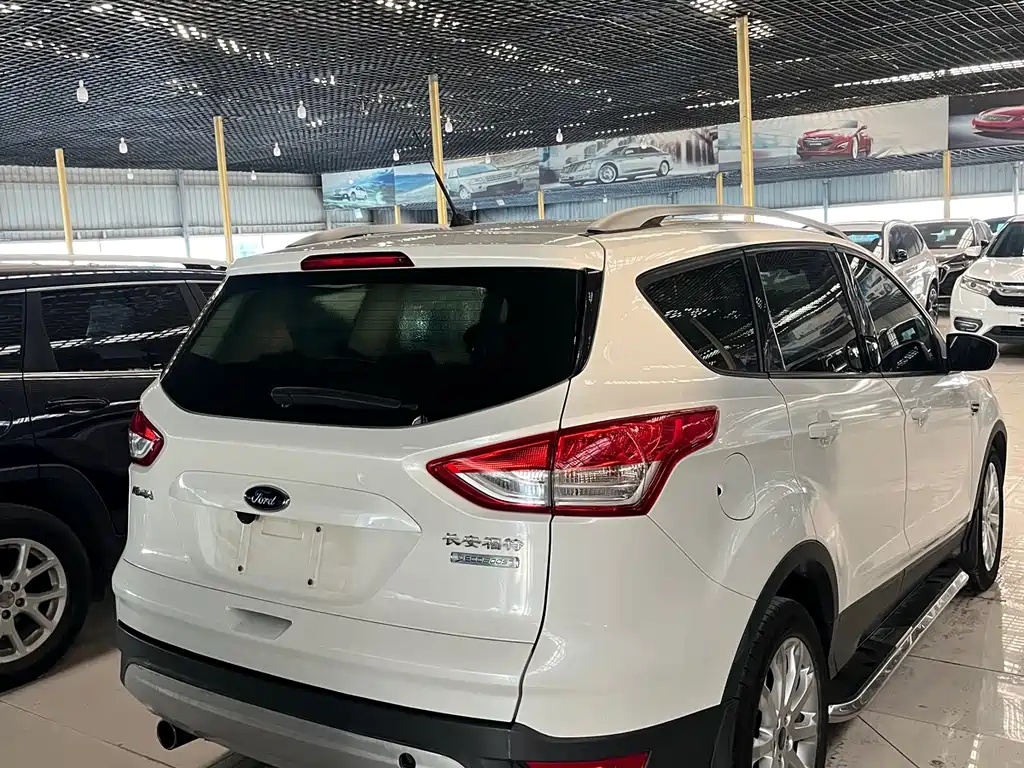 Kuga 1.5 L GTDi 2 WD Comfort