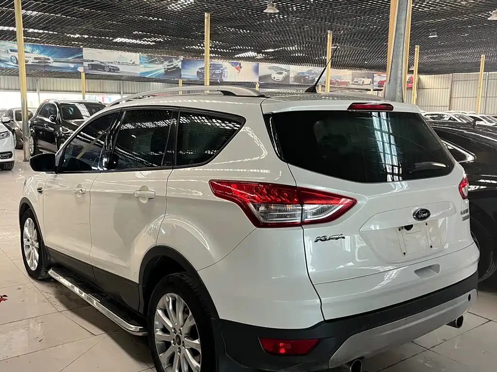 Kuga 1.5 L GTDi 2 WD Comfort