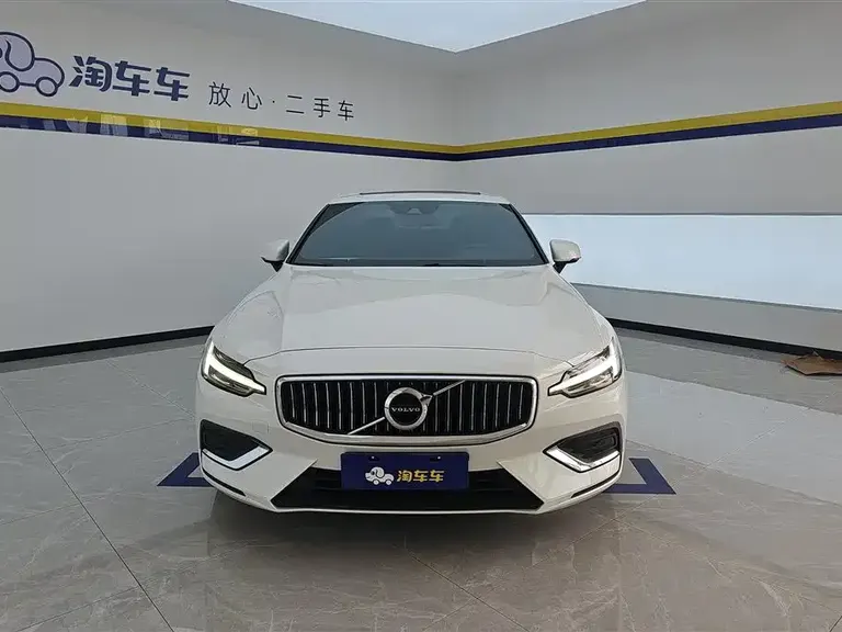 Volvo S60 T4 Smart Ease Luxury
