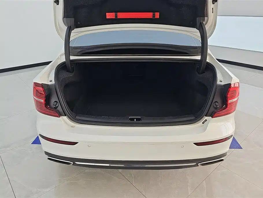 Volvo S60 T4 Smart Ease Luxury