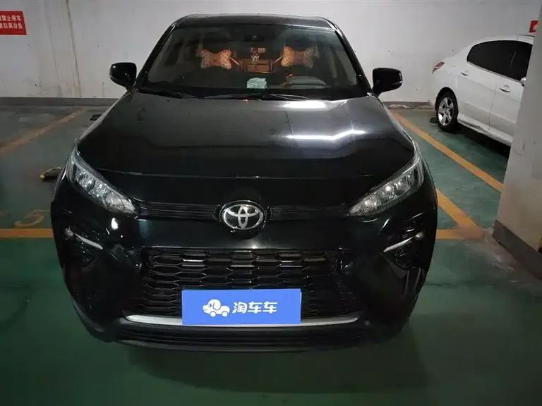 Toyota Wildlander 2.0 L CVT 4 WD Luxury