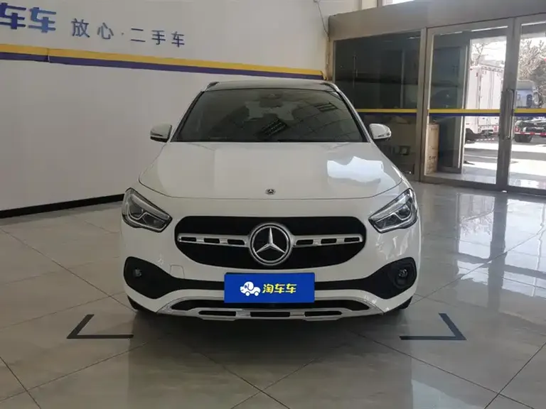 Mercedes-Benz GLA GLA 200