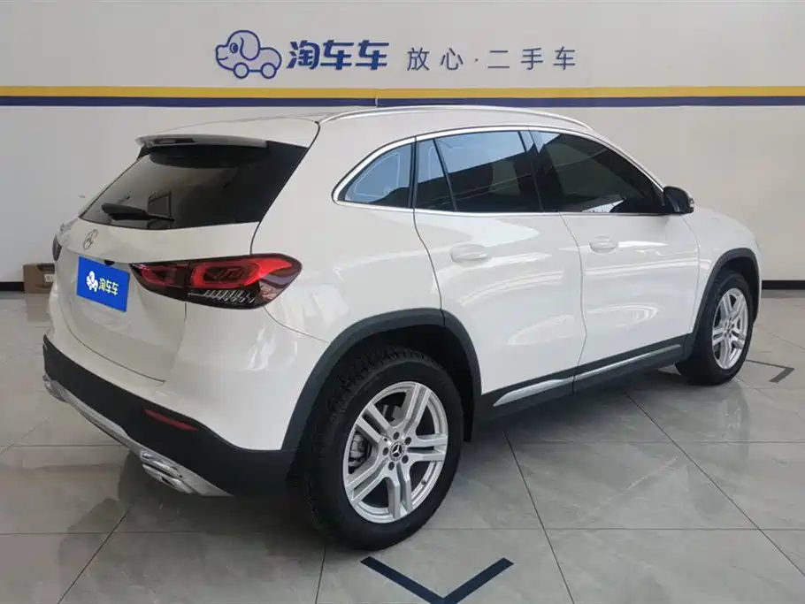 Mercedes-Benz GLA GLA 200
