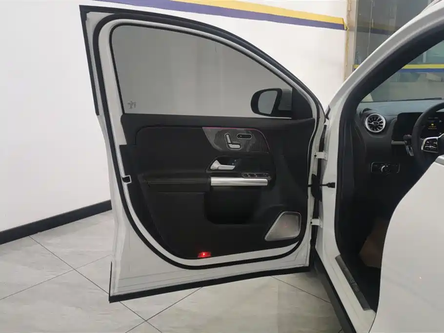 Mercedes-Benz GLA GLA 200