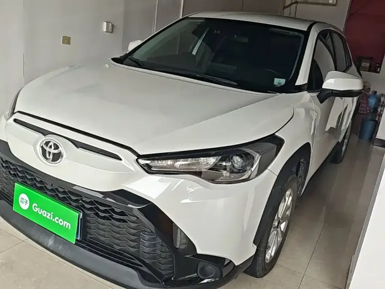 Toyota Frontlander 2.0 L CVT Elite