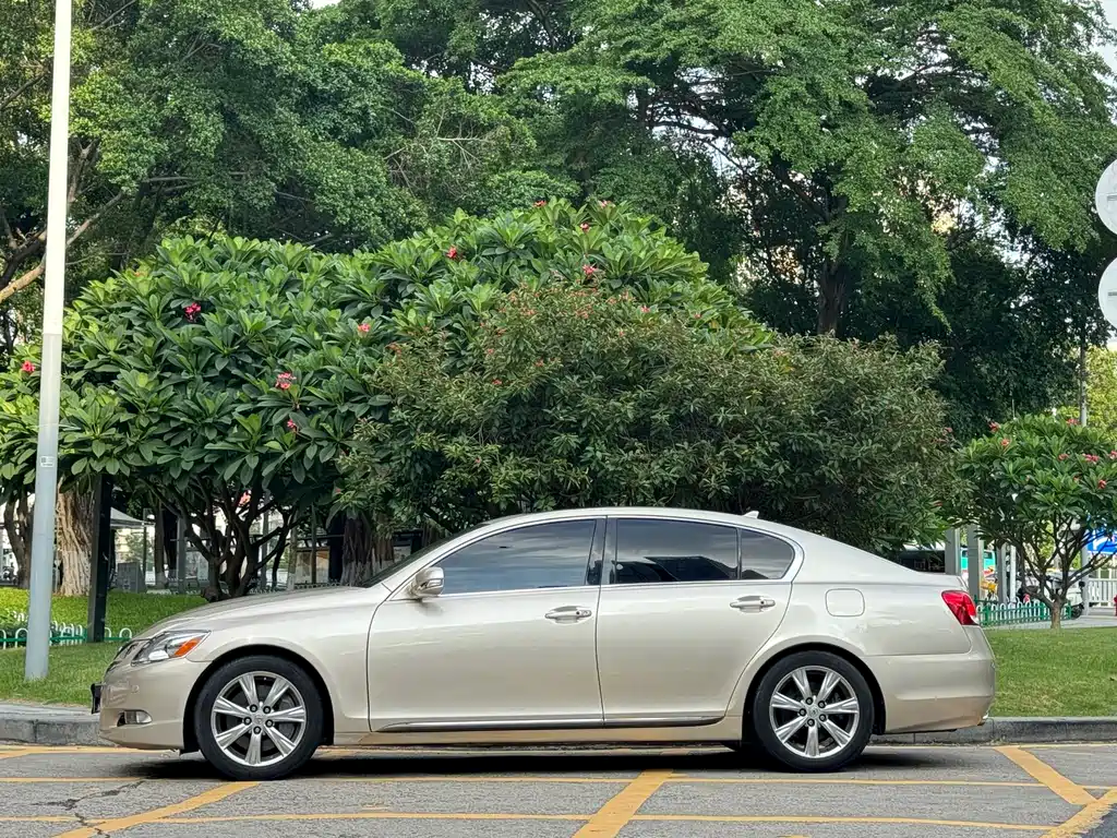 Lexus GS 雷克萨斯GS 2011款 300 辉煌版