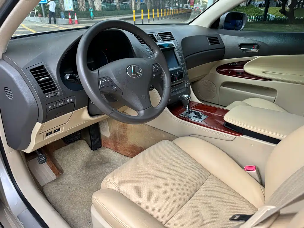 Lexus GS 雷克萨斯GS 2011款 300 辉煌版