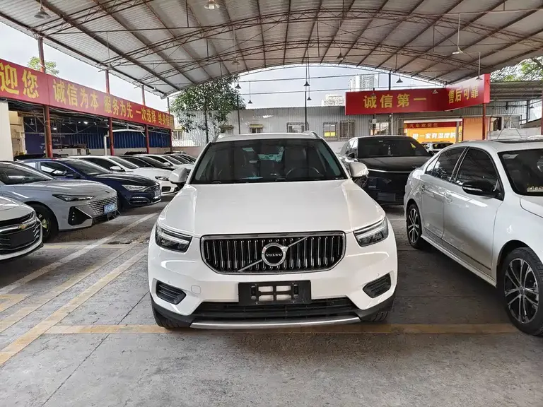 Volvo XC40 T3 Smart Travel Fashion