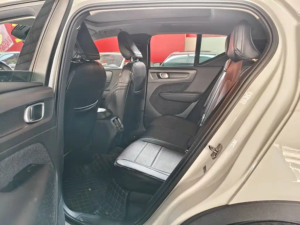 Volvo XC40 T3 Smart Travel Fashion
