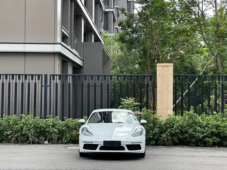 Porsche 718 Cayman 2.0 T
