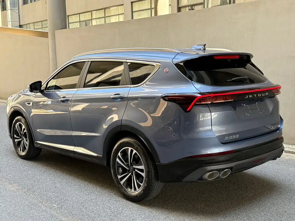 Jetour X70 PLUS 1.5 T CVT Mountain 7-seat
